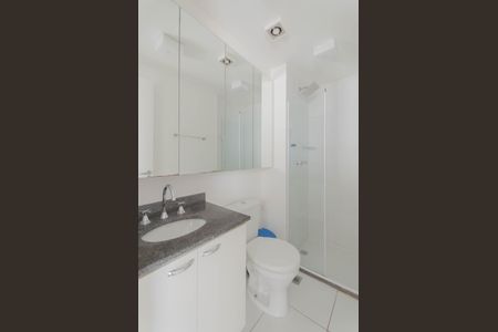 Banheiro de apartamento para alugar com 1 quarto, 42m² em Vila Mariana, São Paulo