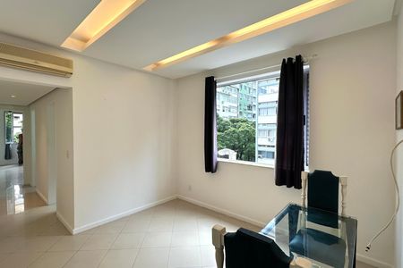 Apartamento à venda com 38m², 1 quarto e sem vagaSala