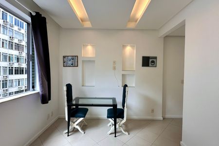 Sala de apartamento à venda com 1 quarto, 38m² em Copacabana, Rio de Janeiro