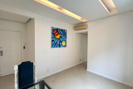 Sala de apartamento à venda com 1 quarto, 38m² em Copacabana, Rio de Janeiro
