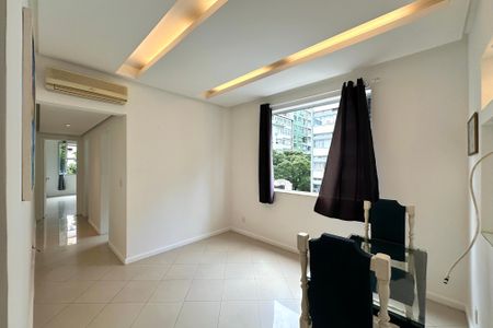 Apartamento à venda com 38m², 1 quarto e sem vagaSala