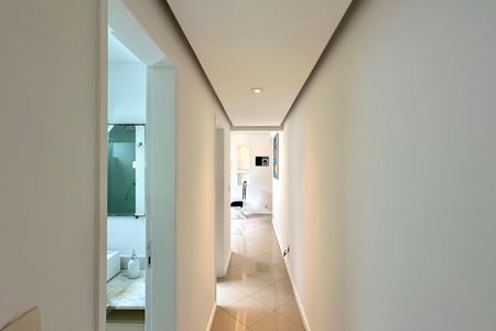 Apartamento à venda com 38m², 1 quarto e sem vaga Apartamento à venda com 38m², 1 quarto e sem vagaCorredor
