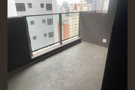 Apartamento à venda com 70m², 2 quartos e 1 vaga Apartamento à venda com 70m², 2 quartos e 1 vagaVaranda