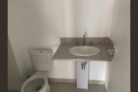 Apartamento à venda com 70m², 2 quartos e 1 vaga Apartamento à venda com 70m², 2 quartos e 1 vagaBanheiro