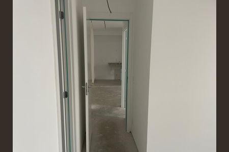 Apartamento à venda com 70m², 2 quartos e 1 vaga Apartamento à venda com 70m², 2 quartos e 1 vagaCorredor