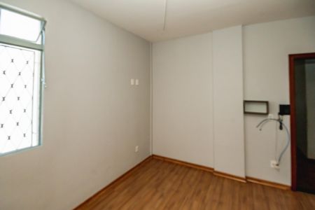 Sala de apartamento para alugar com 3 quartos, 69m² em Nova Cachoeirinha, Belo Horizonte