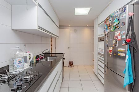 Apartamento à venda com 144m², 3 quartos e 3 vagasCozinha