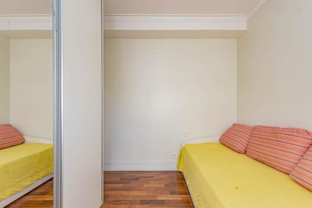 Apartamento à venda com 144m², 3 quartos e 3 vagasSuíte 2