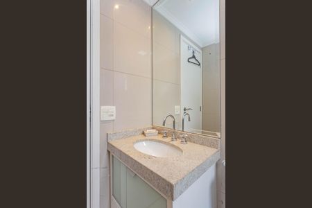 Apartamento à venda com 144m², 3 quartos e 3 vagasBanheiro da Suíte 2