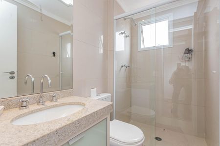 Apartamento à venda com 144m², 3 quartos e 3 vagasBanheiro da Suíte 2