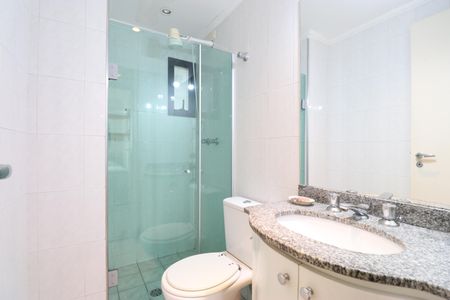 Apartamento à venda com 82m², 3 quartos e 2 vagasBanheiro Social