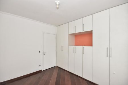 Apartamento para alugar com 147m², 3 quartos e 2 vagasQuarto 2