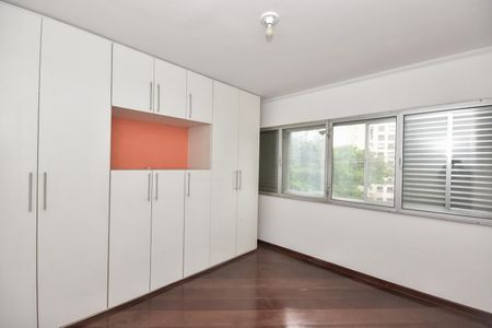 Apartamento para alugar com 147m², 3 quartos e 2 vagasQuarto 2