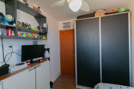 Quarto de apartamento à venda com 2 quartos, 60m² em Rio Branco, Belo Horizonte