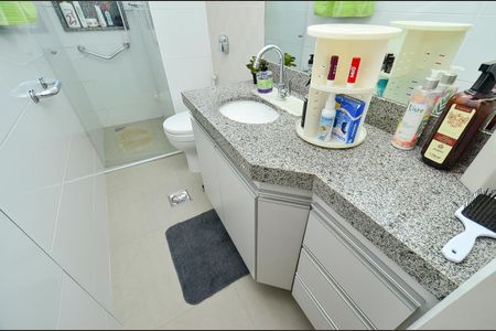 Apartamento à venda com 93m², 3 quartos e 1 vagaBanheiro Social