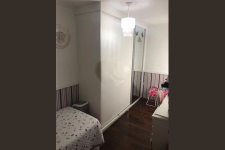 Casa à venda com 4 quartos, 150m² em Jardim Aeroporto, São Paulo