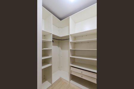Quarto de apartamento para alugar com 1 quarto, 62m² em Menino Deus, Porto Alegre