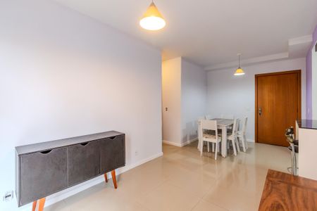 Sala de apartamento para alugar com 1 quarto, 62m² em Menino Deus, Porto Alegre