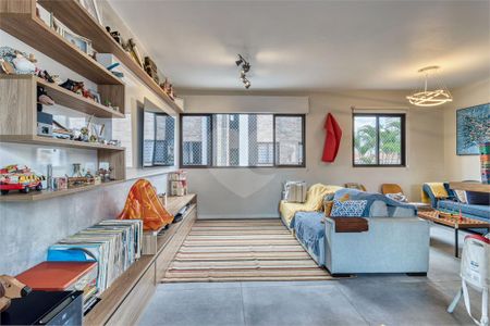 Casa à venda com 3 quartos, 164m² em Santo Amaro, São Paulo