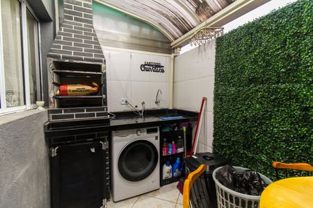 Casa de condomínio à venda com 72m², 2 quartos e 2 vagas Casa de condomínio à venda com 72m², 2 quartos e 2 vagasÁrea de Serviço