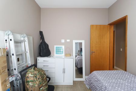 Casa à venda com 107m², 3 quartos e 2 vagas Casa à venda com 107m², 3 quartos e 2 vagasQuarto 1