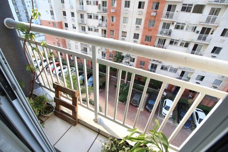 Varanda de apartamento à venda com 2 quartos, 48m² em Jacarepaguá, Rio de Janeiro