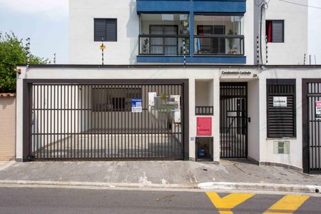 Apartamento à venda com 40m², 2 quartos e 1 vagaFachada e portaria