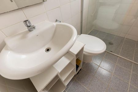 Apartamento à venda com 53m², 2 quartos e 1 vaga Apartamento à venda com 53m², 2 quartos e 1 vagaBanheiro