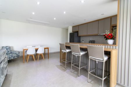 Sala de apartamento à venda com 2 quartos, 89m² em Taquaral, Campinas