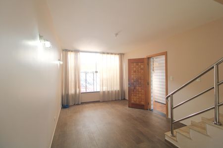 Casa à venda com 2 quartos, 150m² em Planalto Paulista, São Paulo