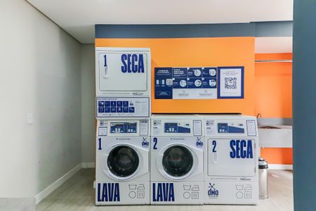 Apartamento à venda com 37m², 2 quartos e sem vagaÁrea comum - Lavanderia 