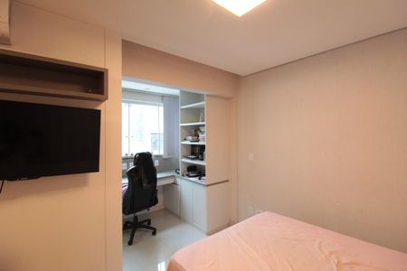 Apartamento à venda com 180m², 3 quartos e 4 vagasSuite 3