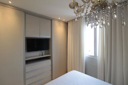 Apartamento à venda com 180m², 3 quartos e 4 vagasSuite 1