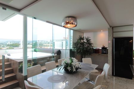 Apartamento à venda com 180m², 3 quartos e 4 vagasÁrea Gourmet