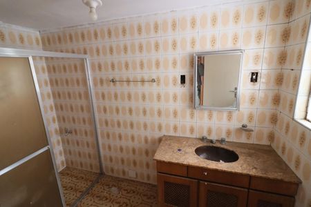 Casa à venda com 160m², 4 quartos e 2 vagasBanheiro da Suíte 1