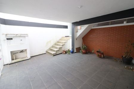 Casa à venda com 160m², 4 quartos e 2 vagasGaragem