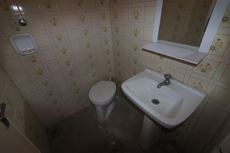 Casa à venda com 160m², 4 quartos e 2 vagasBanheiro de serviço