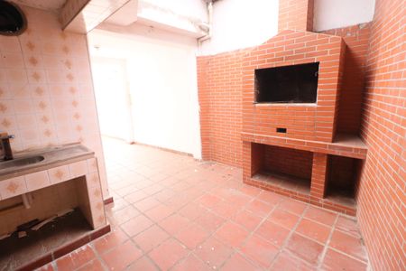 Casa à venda com 160m², 4 quartos e 2 vagasChurrasqueira
