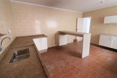 Casa à venda com 160m², 4 quartos e 2 vagasCozinha