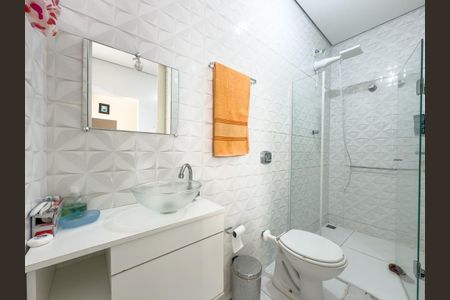 Casa à venda com 247m², 3 quartos e 2 vagas Casa à venda com 247m², 3 quartos e 2 vagasBanheiro Casa 02