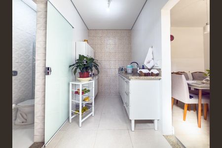 Casa à venda com 247m², 3 quartos e 2 vagas Casa à venda com 247m², 3 quartos e 2 vagasCozinha Casa 02