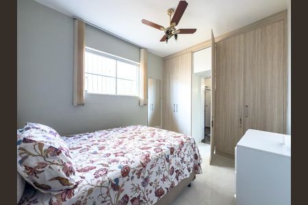 Casa à venda com 247m², 3 quartos e 2 vagas Casa à venda com 247m², 3 quartos e 2 vagasQuarto 1 - Suíte