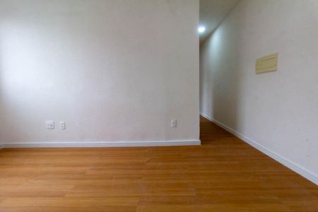 Apartamento para alugar com 42m², 2 quartos e sem vaga Apartamento para alugar com 42m², 2 quartos e sem vagaSala