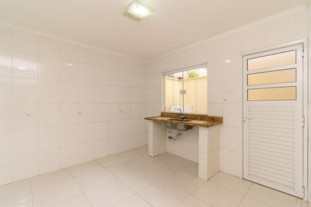 Casa à venda com 108m², 3 quartos e 2 vagasCozinha