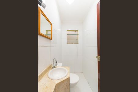 Casa à venda com 108m², 3 quartos e 2 vagasLavabo