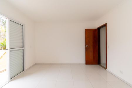 Casa à venda com 108m², 3 quartos e 2 vagasSuíte