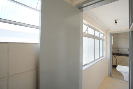 Apartamento para alugar com 48m², 2 quartos e sem vagaBanheiro de serviço