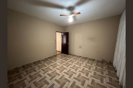 Casa para alugar com 329m², 2 quartos e 5 vagas Casa para alugar com 329m², 2 quartos e 5 vagasQuarto 1