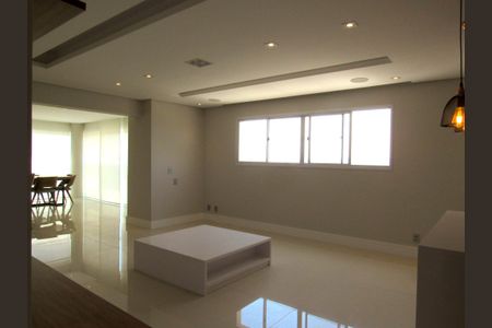 Apartamento para alugar com 150m², 2 quartos e 2 vagasSala