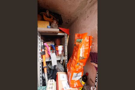 Casa à venda com 150m², 2 quartos e 2 vagas Casa à venda com 150m², 2 quartos e 2 vagasQuarto de serviço